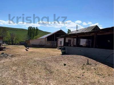 Отдельный дом &middot; 9 комнат &middot; 532 м&sup2; &middot; 16500 сот.